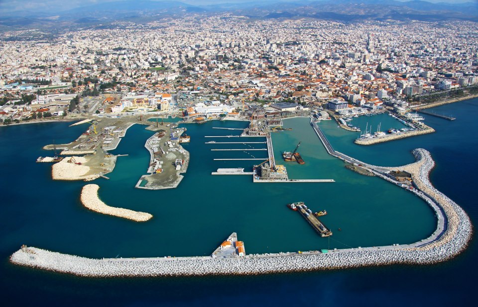 Μαρίνα Λεμεσού και Παλιό Λιμάνι – Η απενοχοποίηση του Δημόσιου Χώρου για τον Κύπριο Πολίτη. Της Αγγελικής Γαζή Μαρίνα Λεμεσού και Παλιό Λιμάνι – Η απενοχοποίηση του Δημόσιου Χώρου για τον Κύπριο Πολίτη. Της Αγγελικής Γαζή