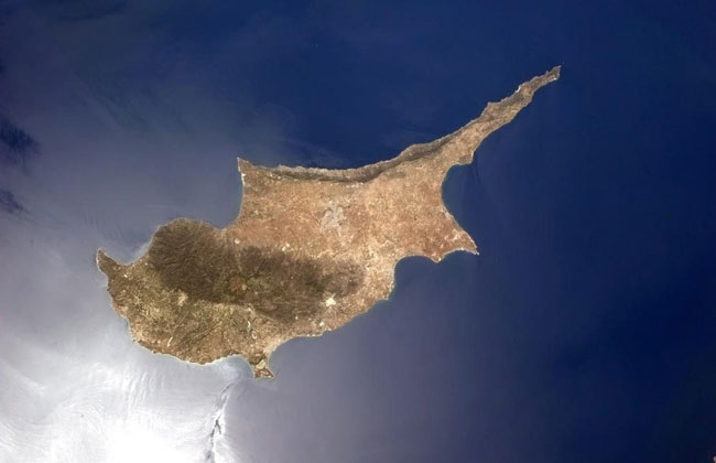 … ριγμένο στο πέλαγος. Του Αντώνη Πολυδώρου … ριγμένο στο πέλαγος. Του Αντώνη Πολυδώρου