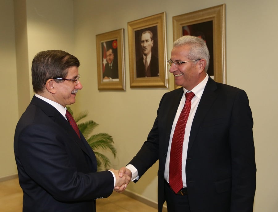 Επίσκεψη Κυπριανού και συναίνεση. Της Ρένας Χόπλαρου Επίσκεψη Κυπριανού και συναίνεση. Της Ρένας Χόπλαρου