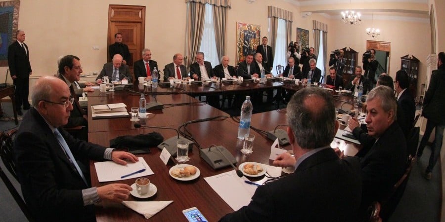 Διαρροές και σκοπιμότητες. Της Αντιγόνης Παπαδοπούλου