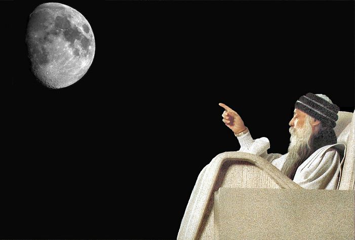 Κοιτάζοντας το φεγγάρι. Του Βασίλη Πρωτοπαπά Κοιτάζοντας το φεγγάρι. Του Βασίλη Πρωτοπαπά
