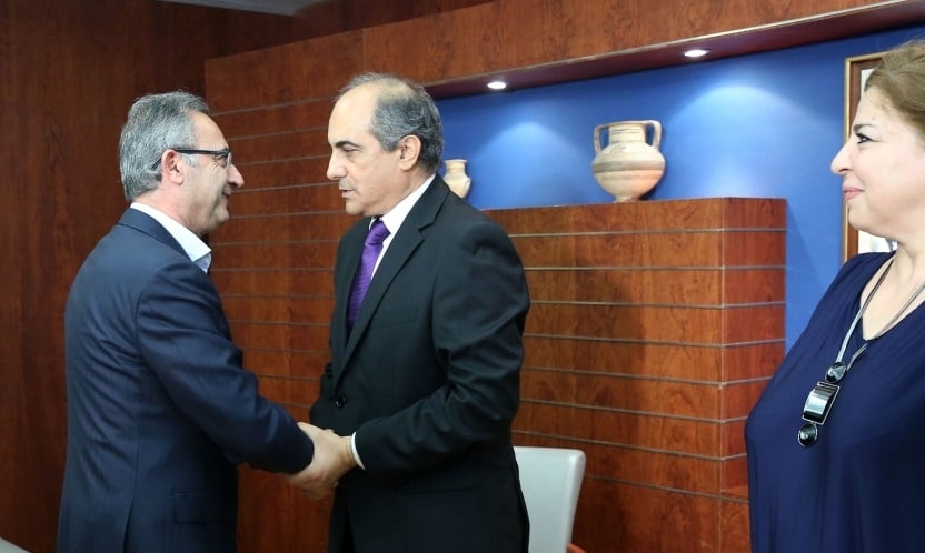 Αβέρωφ Συλλουριάδα. Του Γιώργου Αγαπίου Αβέρωφ Συλλουριάδα. Του Γιώργου Αγαπίου