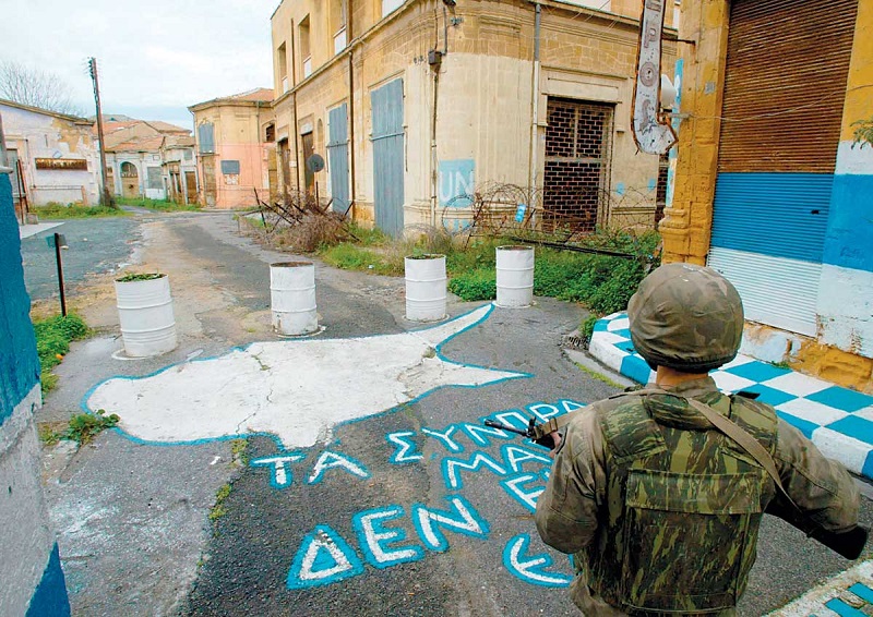 Να βάλουμε τελεία. Του Αντώνη Πολυδώρου Να βάλουμε τελεία. Του Αντώνη Πολυδώρου