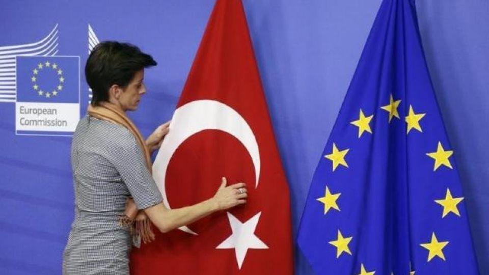 GuruPolitico: Δεν μας τα λένε καλά οι σύμμαχοι….