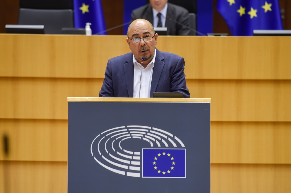 Η Τουρκία και ο νέος ψυχρός πόλεμος. Του Νιαζί Κιζίλγιουρεκ