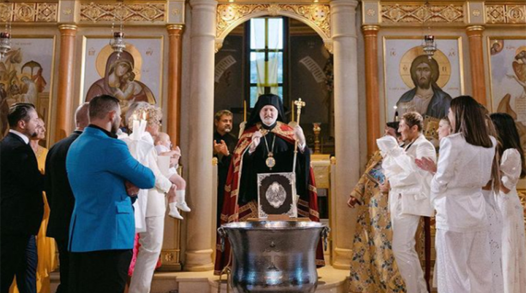«Νέα» εκκλησιαστικά ήθη… Της Ηλέκτρας Σαββίδη «Νέα» εκκλησιαστικά ήθη… Της Ηλέκτρας Σαββίδη